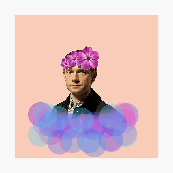 Aperçu de l'œuvre John Watson Pastel Fleur Couronne créée et vendue par squishygay.