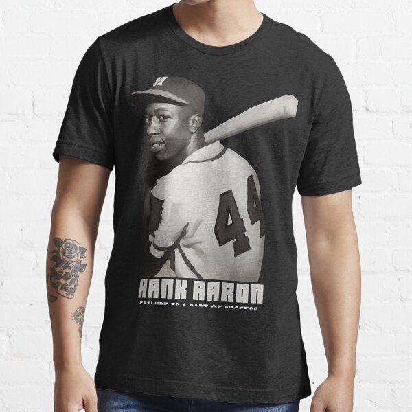 Hank Aaron T-Shirt  Portrait Painting - Em & Ahr