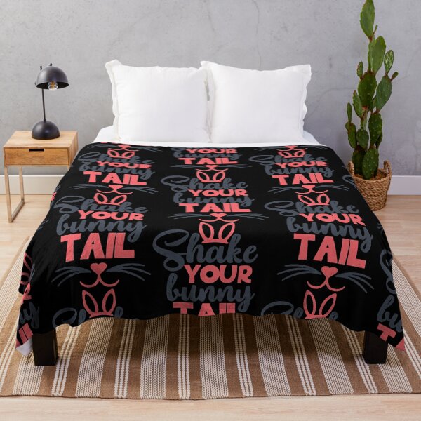 Artikelvorschau, Shake Your Bunny Tails T-Shirt Kleid Geschenkideen entworfen und verkauft von ughtLucus.