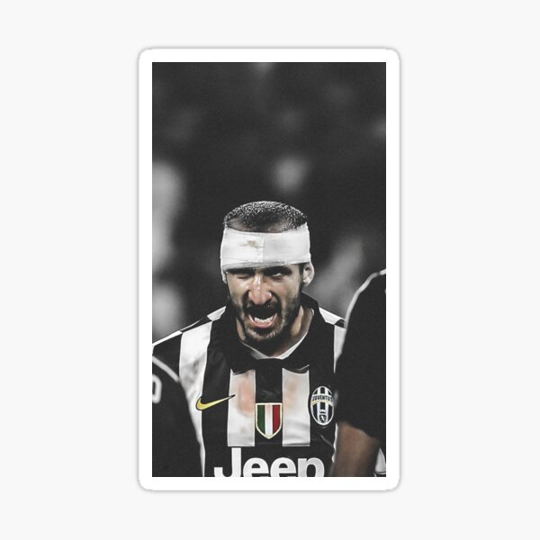 Download Giorgio Chiellini Juventus FC Close Fist Wallpaper | Wallpapers.com