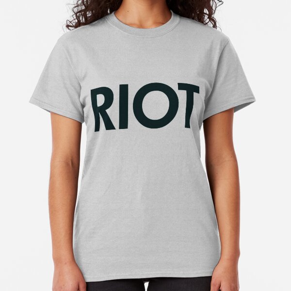 Riot (black) Classic T-Shirt