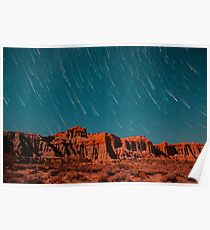Póster Star Trails Comets Streak Over Red Rock Canyon