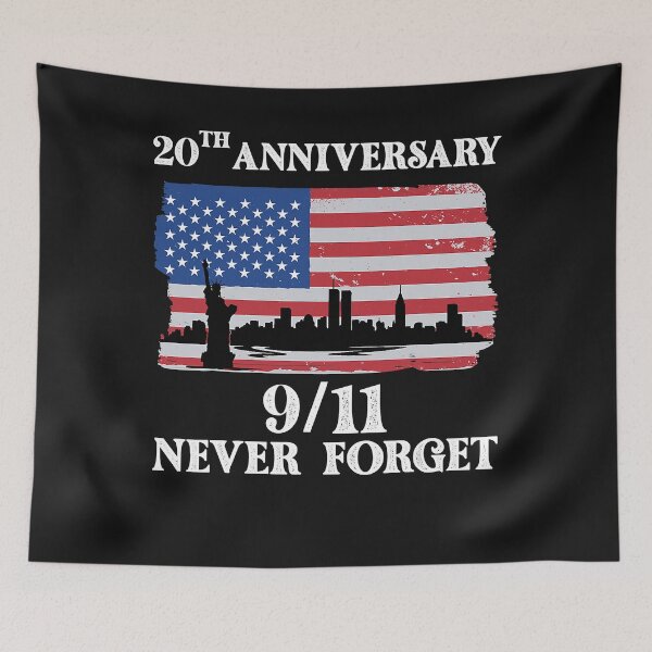 Artikelvorschau, Vergiss nie 911 20th Anniversary 2021 Usa Flag entworfen und verkauft von HelenMaryF.