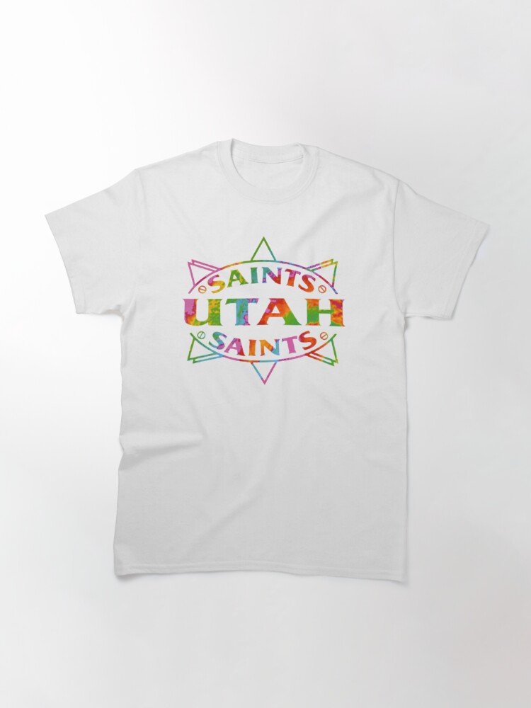 : Retro Vintage Saints Long Sleeve T-Shirt : Clothing, Shoes &  Jewelry