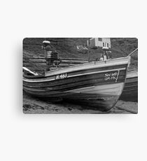H483 GO Metal Print