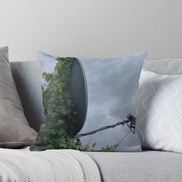 Item preview, The Ivy is winning designed and sold by Sandra Willis.