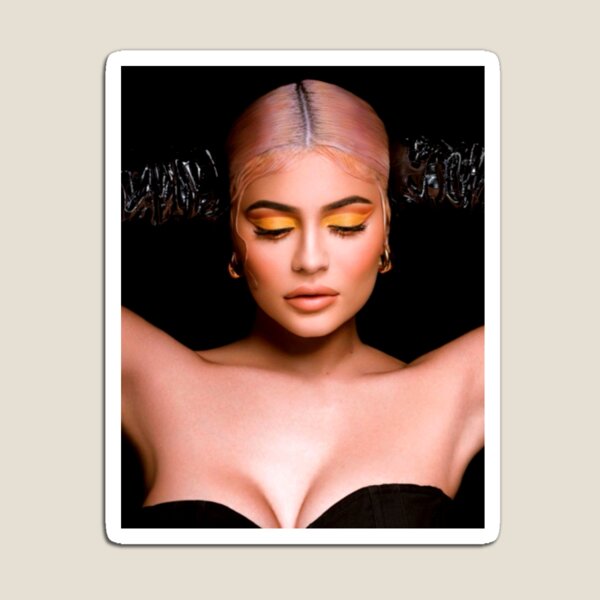 Aperçu de l'œuvre Kylie Jenner  créée et vendue par Richard Kazar.