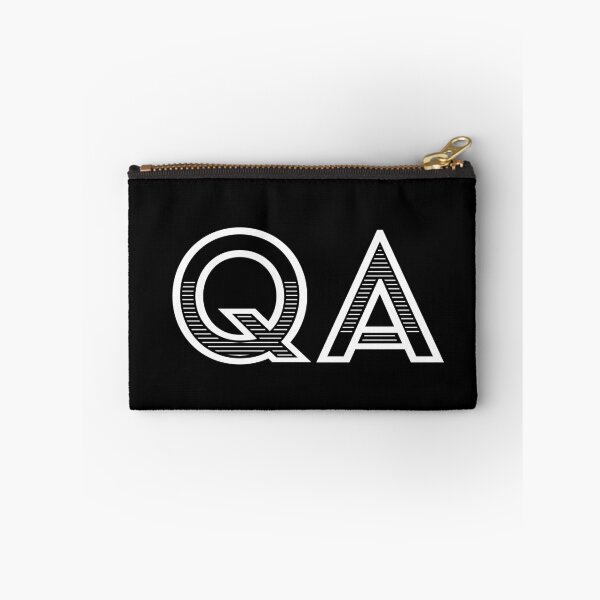 Aperçu de l'œuvre QA - Assurance qualité (texte blanc) créée et vendue par OlivDesignsCo.