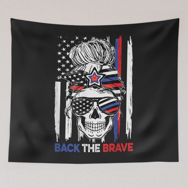 Artikelvorschau, Zurück The Brave American Messy Bun Skull Feuerwehrmann Polizei entworfen und verkauft von kacymmg2.