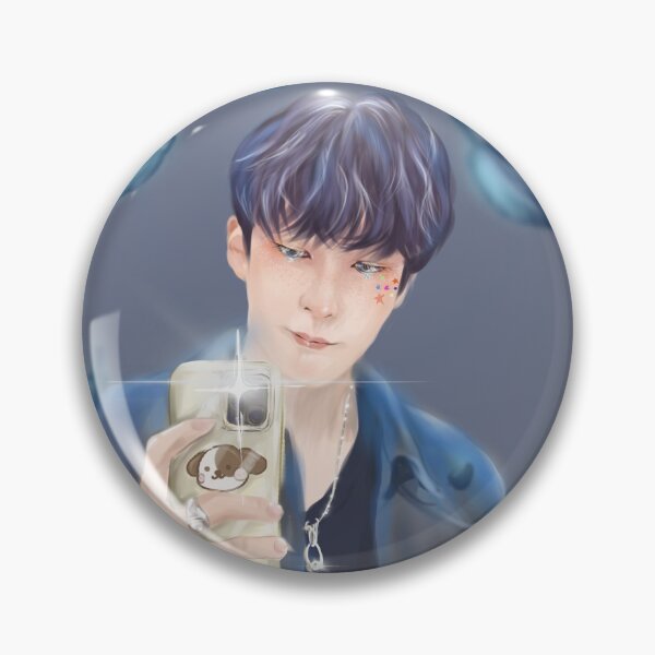 Artikelvorschau, Ateez Aufkleber Yunho Spiegel Selfie (Jung Yunho) blaue Fantasy-Serie entworfen und verkauft von Krystal Li.