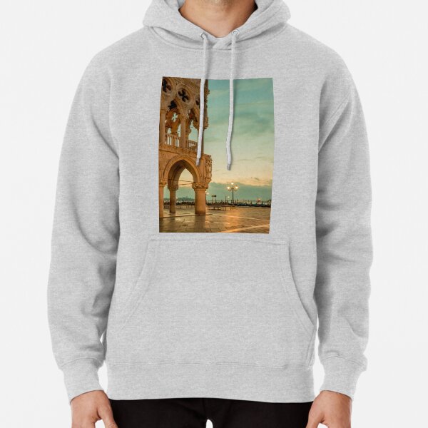Doge's palace Pullover Hoodie
