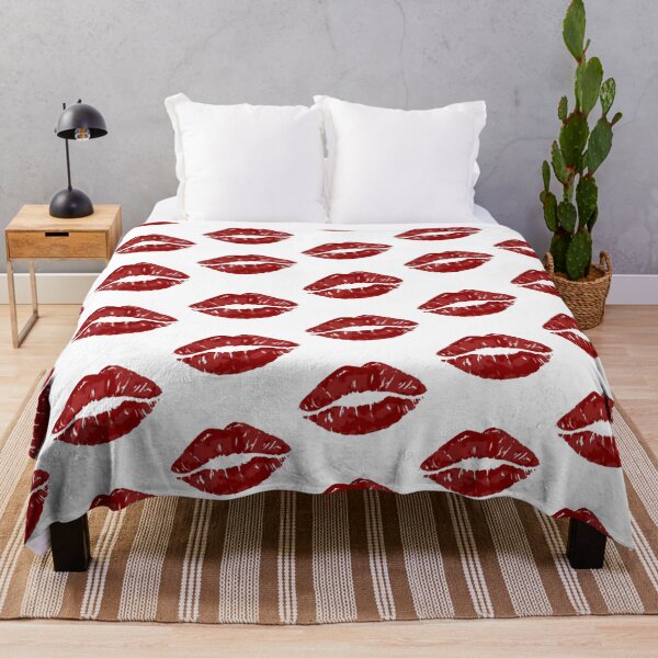 Item preview, Besar los labios designed and sold by Samah-s.