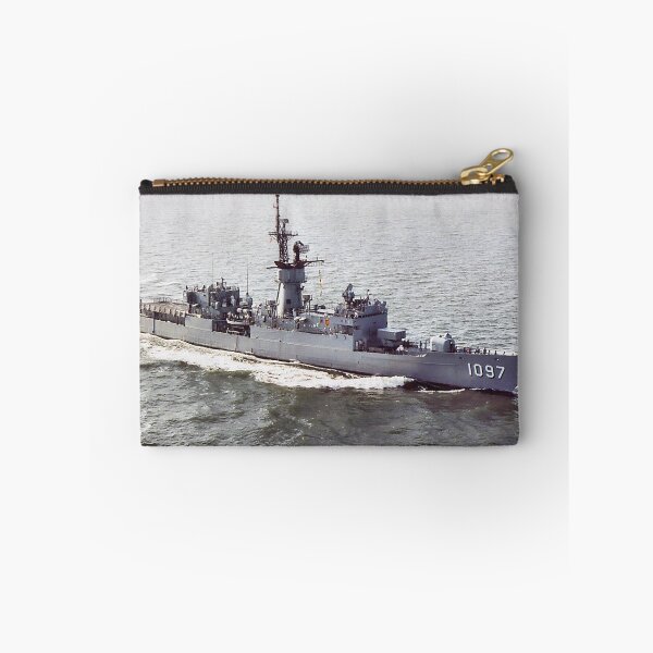 Aperçu de l'œuvre USS MOINESTER (FF-1097) MAGASIN DU NAVIRE créée et vendue par militarygifts.