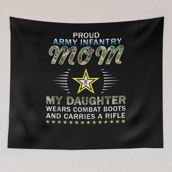 Artikelvorschau, Meine Tochter trägt Kampfstiefel Stolze Armee-Infanterie-Mama entworfen und verkauft von patsa4.