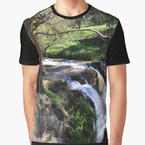 Old gum tree at waterfall Graphic T-Shirt