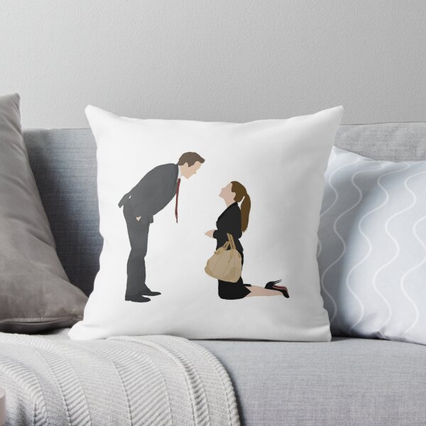 https://ih1.redbubble.net/image.2628140683.6936/throwpillow,small,600x-bg,f8f8f8-c,0,120,600,600.u2.jpg