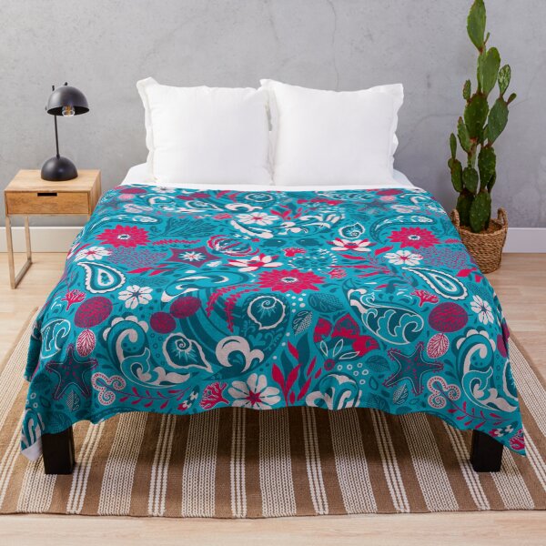 Artikelvorschau, Blaue Wasserstraßen-Paisley-Spritzer mit roten Wasserpflanzen entworfen und verkauft von Natural-Avenue.