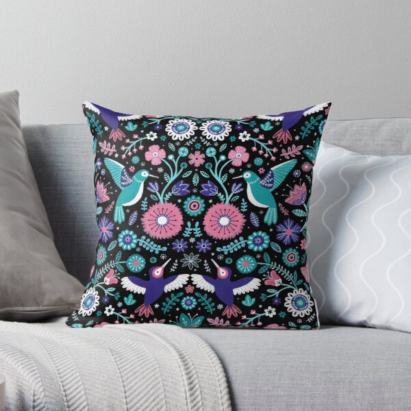 hummingbird garden 2 Throw Pillow