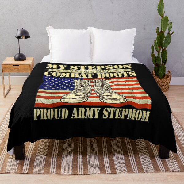 Artikelvorschau, Mein Stiefsohn trägt Kampfstiefel Stolze Armee Stiefmutter Mama Geschenk entworfen und verkauft von tolivia.