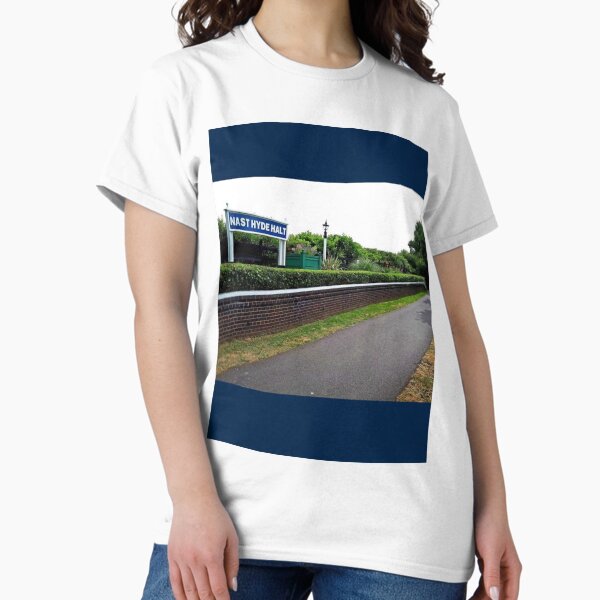 Nast Hyde Halt View Classic T-Shirt