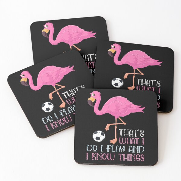 Artikelvorschau, Das ist, was ich mache Ich spiele Fußball und ich weiß Dinge Flamingo-Liebhaber-Geschenk, Flamingo-Fan, rosa Vogel entworfen und verkauft von UrbanJupiter1.