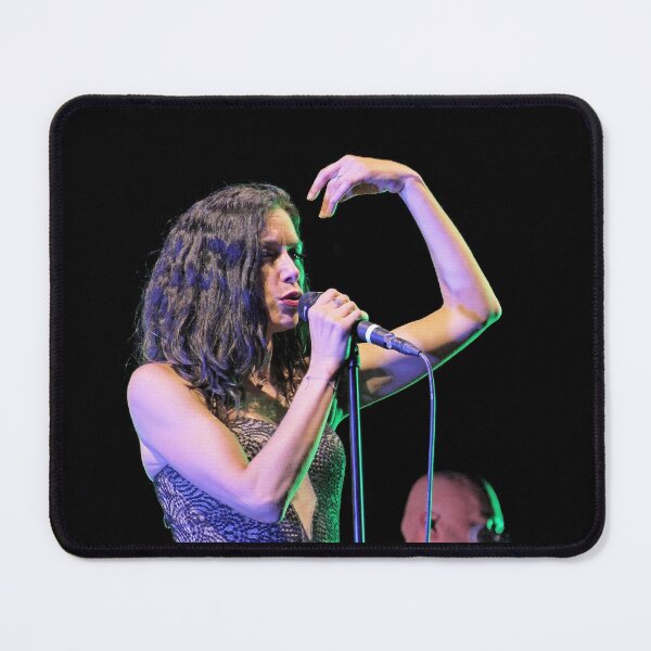 Item preview, r2842/ Finition 2021 - 6 - Chanteuse de Légende " une Merveille " - 2017 - fz 2000 (c)(t) Olavia-Olao Okaio Créations designed and sold by o.okaïo.