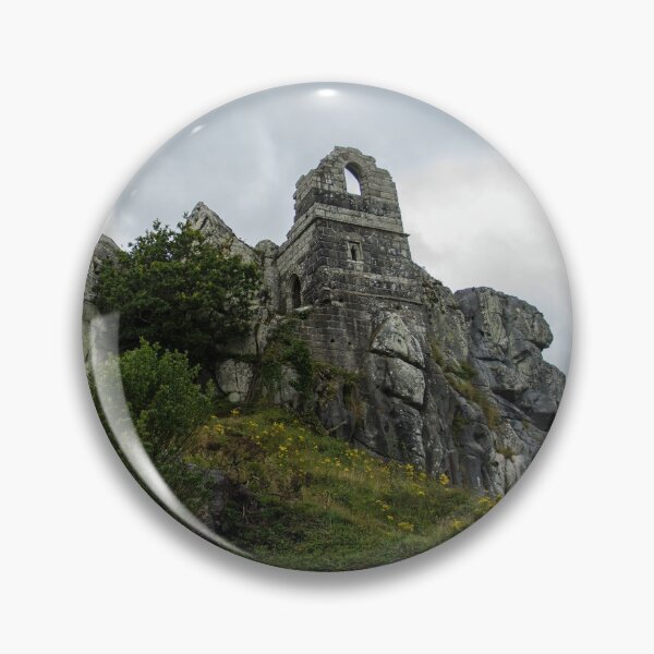 Aperçu de l'œuvre Ciel maussade sur Roche Rock créée et vendue par SteveJSmith42.