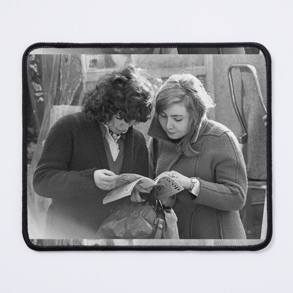 Item preview, r1066/ New Finition 2021: Les Gens de Paris : Quel Chemin prendre ! - Konica T3: Vivitar Série 1:70.210 hp5 400 iso Okaio Créations Olavia & Olao 1975 designed and sold by o.okaïo.