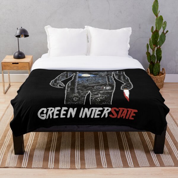 Aperçu de l'œuvre T-shirt vert InterstateFriday the GI créée et vendue par AlinBusit.