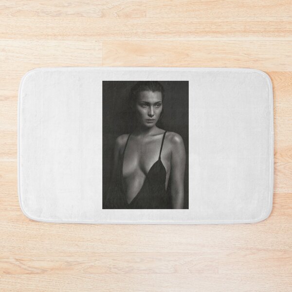 Aperçu de l'œuvre Bella| Cadeau parfait | Bella Hadid créée et vendue par lucycana.