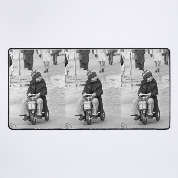 Item preview, r1064/ New Finition 2021: Les Gens de Paris : Tracteur dans la Rue ! - Konica T3: Vivitar Série 1:70.210 hp5 400 iso Okaio Créations Olavia & Olao 1975 designed and sold by o.okaïo.