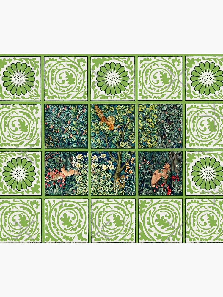 Aperçu 5 sur 5. Tapis de souris avec l'œuvre VERDURE, ANIMAUX DE LA FORÊT Renard, Faisan sur Arbre, Écureuil, Lièvres, Carrés Floral Vert Blanc créée et vendue par BulganLumini.
