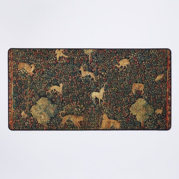 Artikel-Vorschau von EINHORN UND MITTELALTERLICHES BESTIARIUM Millefleurs Rot Grün Blumen Wandteppich, Waldtiere,, designt und verkauft von BulganLumini.