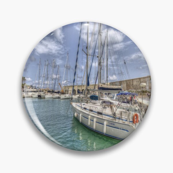 Artikelvorschau, Portomaso Mediterraner Yachthafen entworfen und verkauft von Londonimages.