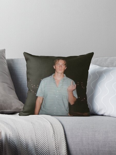 Artikel-Vorschau von Drew Starkey Mittelfinger-Merch, designt und verkauft von Brooktp.