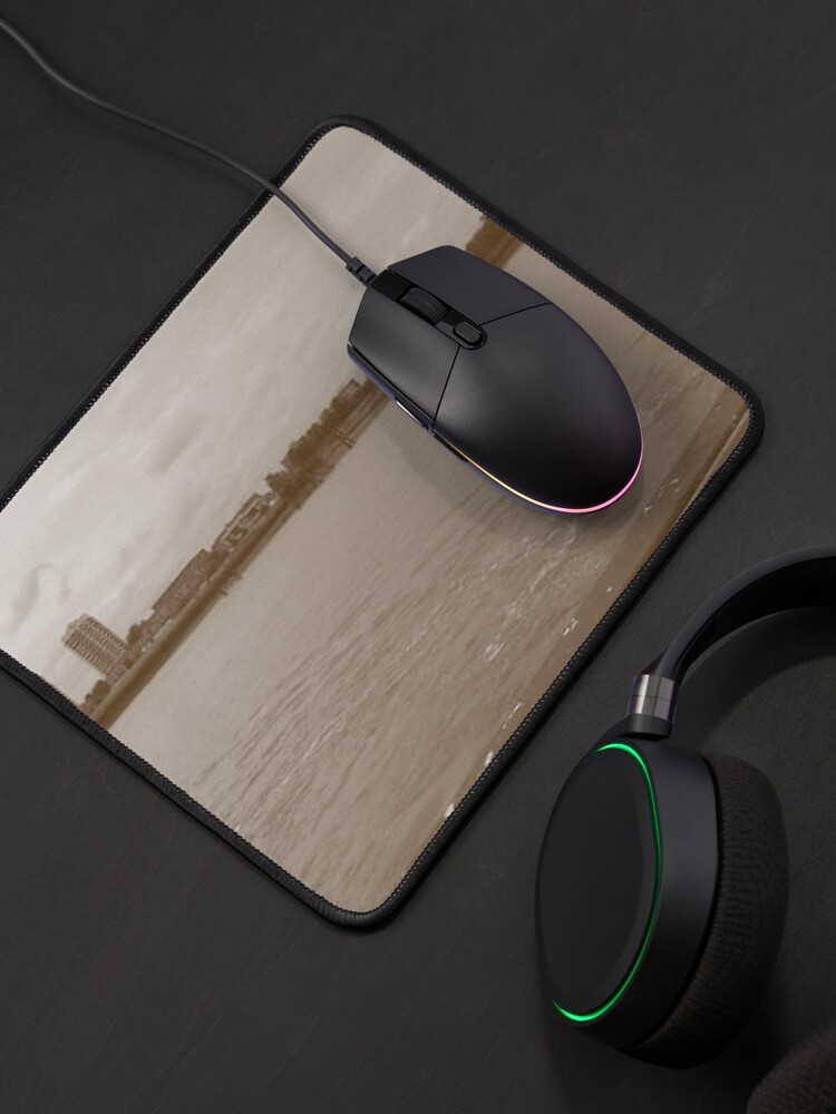 Alternate view of Woolwich Ferry 0101 Mouse Pad