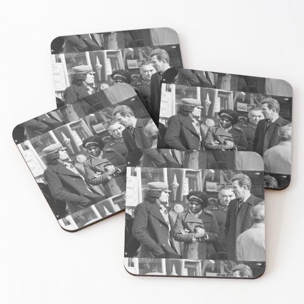 Item preview, r1060/ New Finition 2021 : Les Gens de Paris : Capitaine de Sortie: Discussions ! - Konica T3: Vivitar Série 1:70.210 hp5 400 iso Okaio Créations Olavia & Olao 1975 designed and sold by o.okaïo.