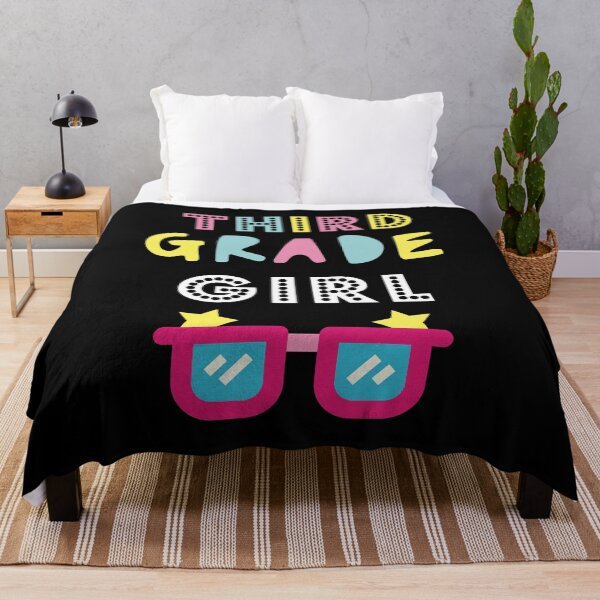 Aperçu de l'œuvre Fille de troisième année - Lunettes de soleil Funky Retro Party - Cadeau pour fille ou nièce créée et vendue par CactusFamily.