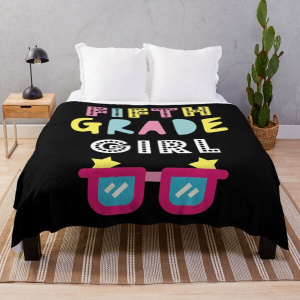 Aperçu de l'œuvre Fille de cinquième année - Lunettes de soleil Funky Retro Party - Cadeau pour fille ou nièce créée et vendue par CactusFamily.