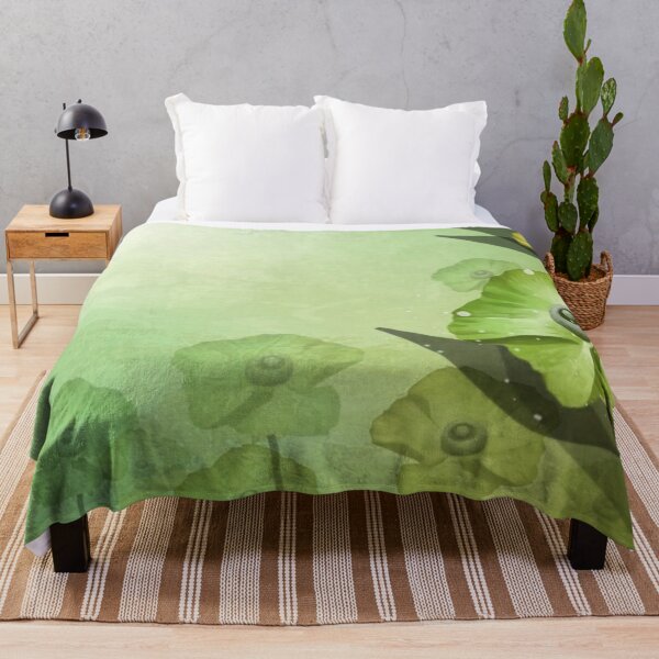 Artikelvorschau, Schönes weiches Peridot-Blumen-Design entworfen und verkauft von NexusArts.