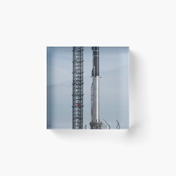 Item preview, Starship stacked on Orbital launchpad designed and sold by Star-Citizen.