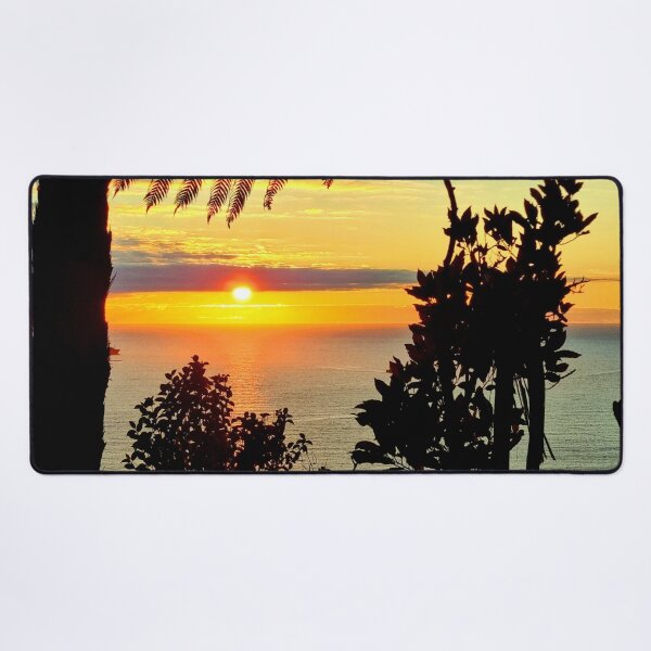 STOP - SUNRISE TREES OCEAN PALM Desk Mat