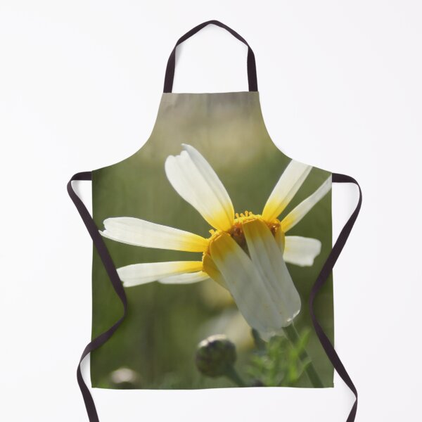 Item preview, Loves me, loves me not daisy designed and sold by Anna Lemos.