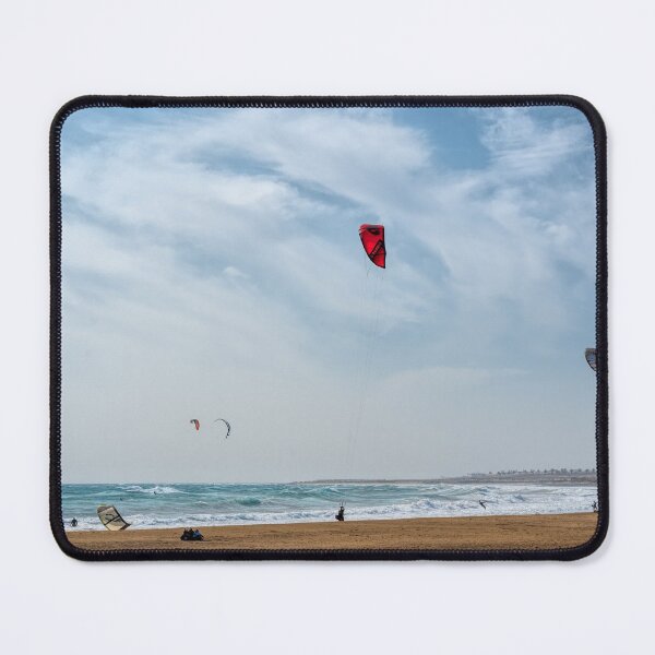 Aperçu de l'œuvre Kite surfers créée et vendue par iCimages.net.
