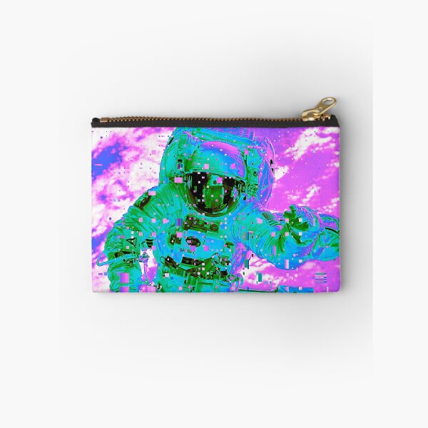 Artikelvorschau, Astronaut im Weltraum Glitch Art entworfen und verkauft von glitchhub.