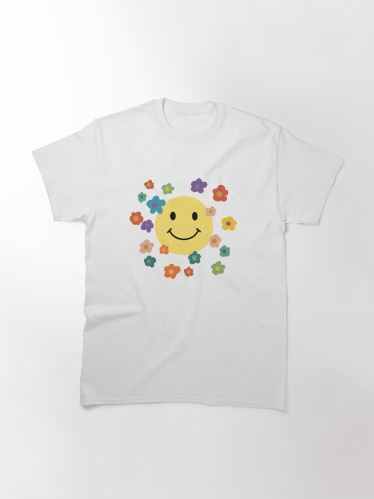 Discover smiley face with flowers Classic T-Shirt