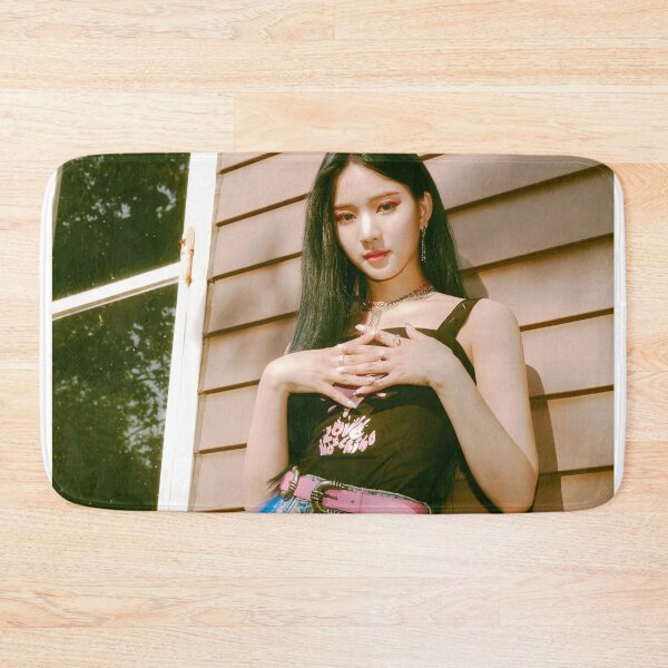 Item preview, STAYC - Isa - kpop designed and sold by kitten-minho.