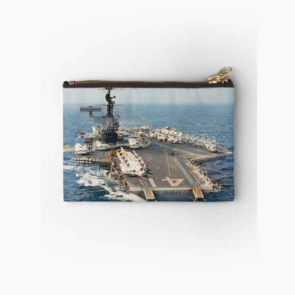 Aperçu de l'œuvre MAGASIN DU NAVIRE USS MIDWAY (CVA-41) créée et vendue par militarygifts.
