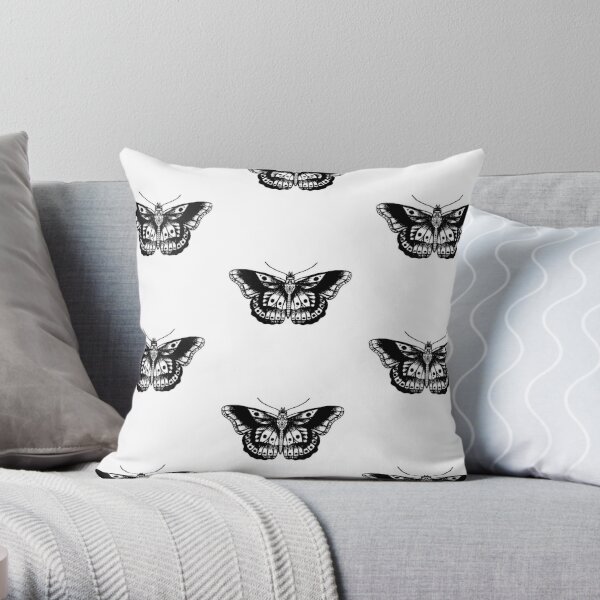 https://ih1.redbubble.net/image.2647574663.0859/throwpillow,small,600x-bg,f8f8f8-c,0,120,600,600.jpg