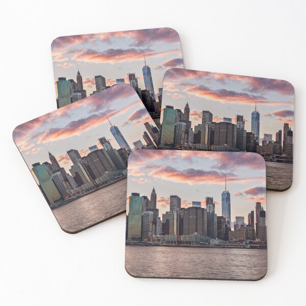 Item preview, horizonte de nueva york, centro, ny, ocaso designed and sold by Piper-Deals.